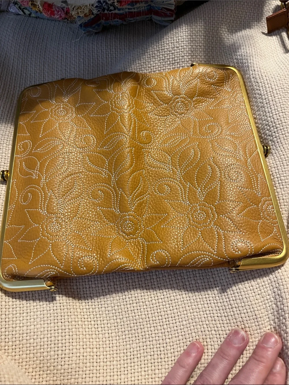 HOBO Leather Frame Clutch Wallet - Tan
